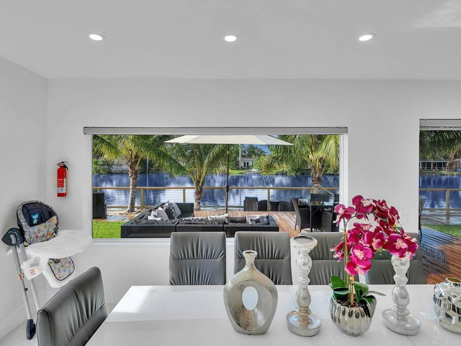 5-Star Lakefront Oasis In Hollywood-Hard Rock Casino Fort Lauderdale Eksteriør bilde